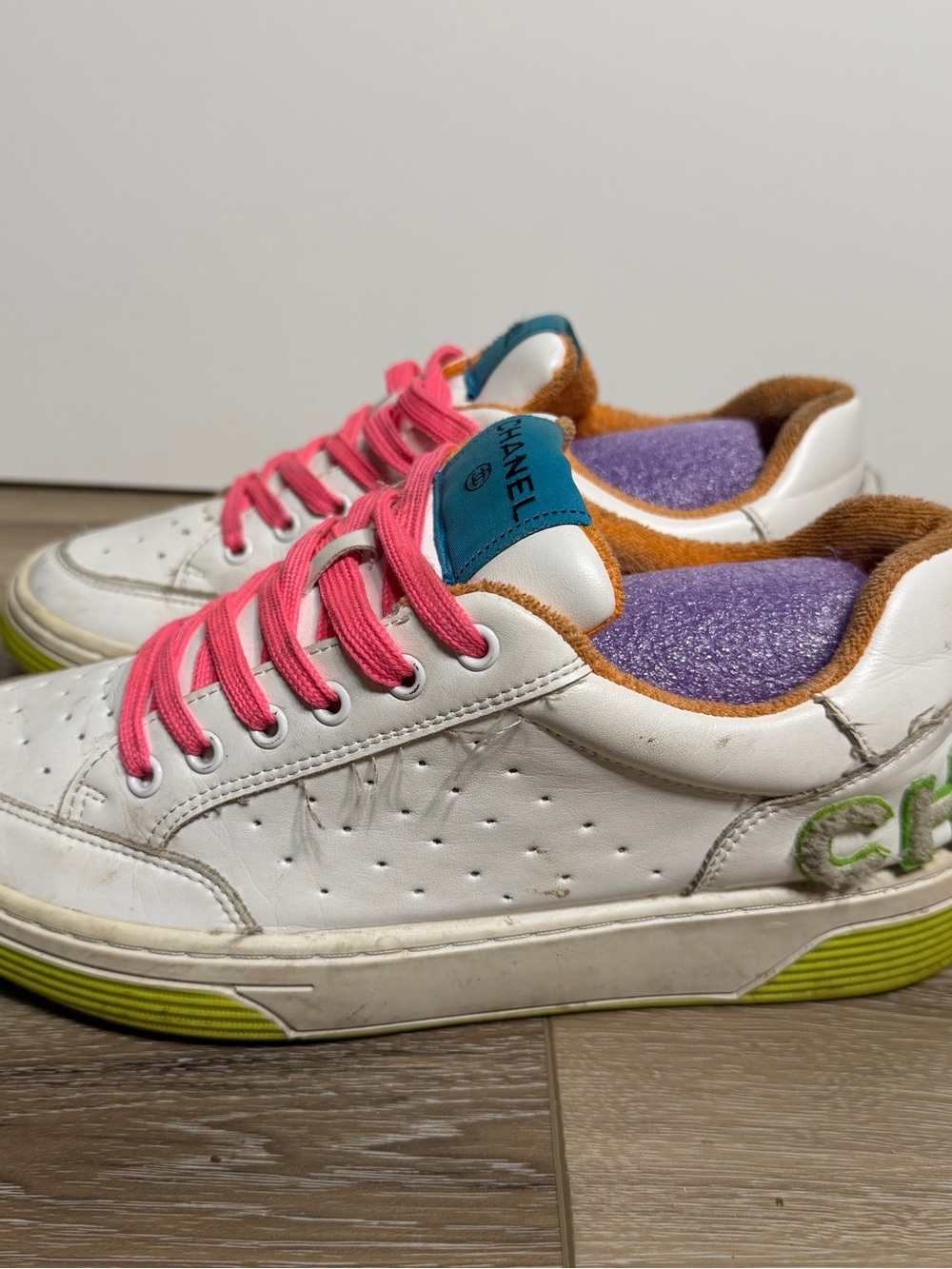 CHANEL White Sneakers with Neon Pink Laces, Purple Lining and Teal Tongue